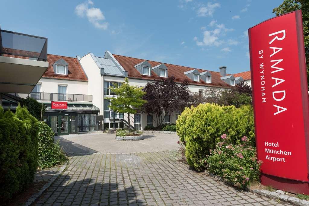 Hotel Ramada By Wyndham Munchen Airport Schwaig bei Nürnberg Exteriér fotografie